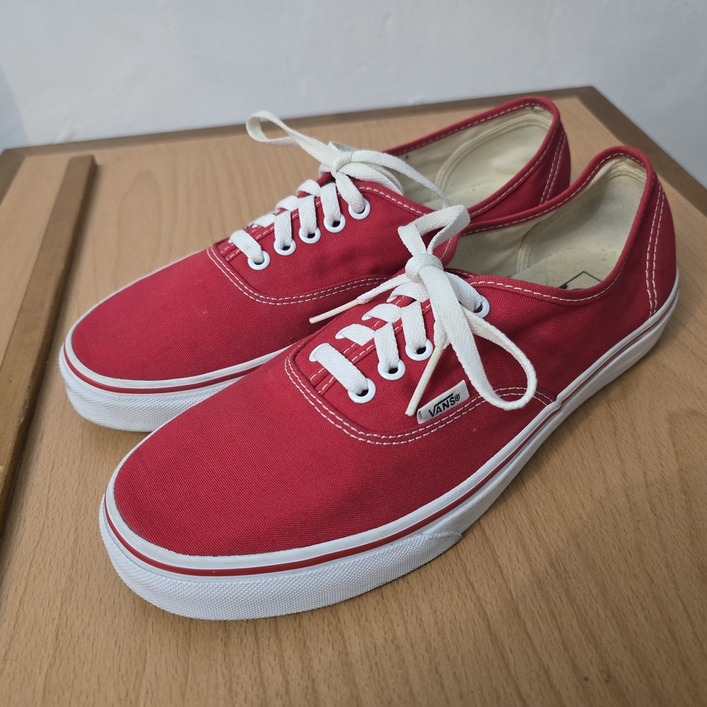 "Van's Authentic" Men's Red Sneakers